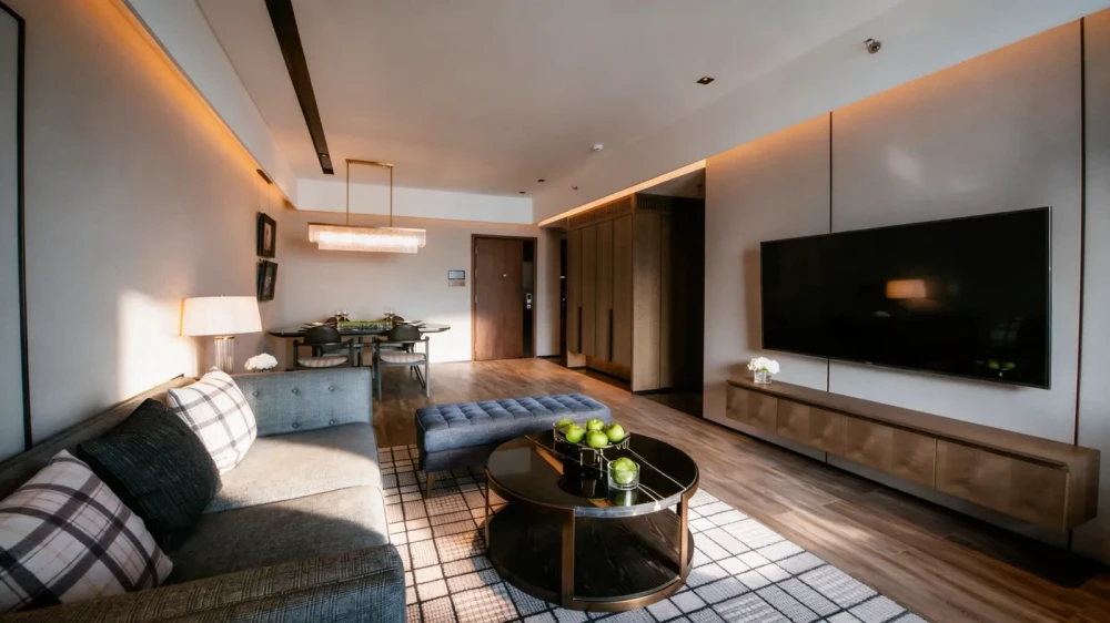 Hui · Two-Bedroom Executive Apartment